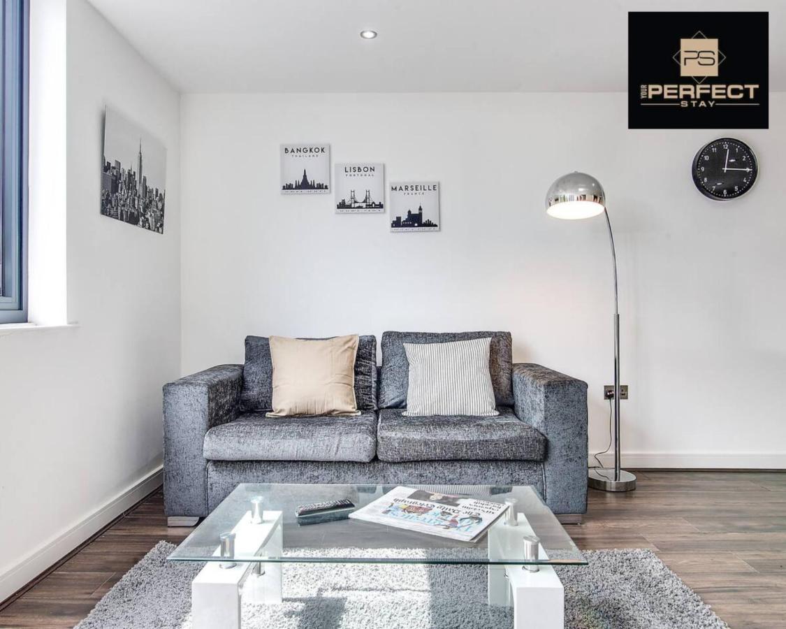 Luxe Modern Apartment By Your Perfect Stay Short Lets Birmingham Exterior foto