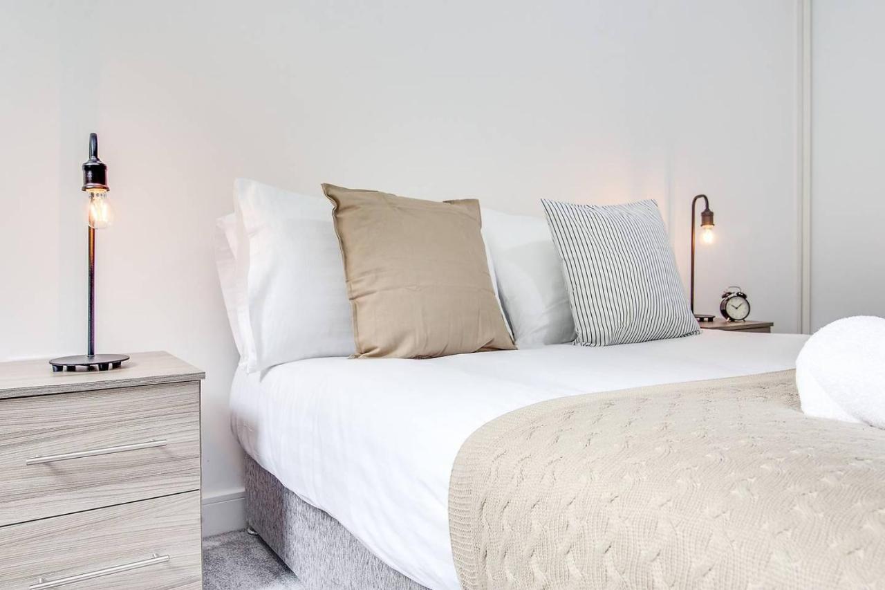 Luxe Modern Apartment By Your Perfect Stay Short Lets Birmingham Exterior foto